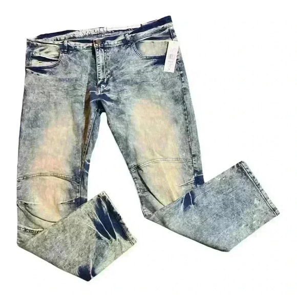 Reason Brand Light Wash Distressed Jeans - Picture 3 of 7